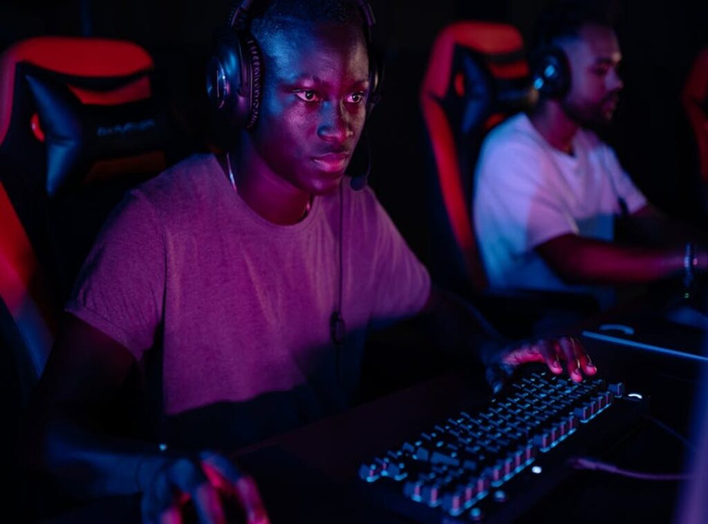 learning from pro gamers