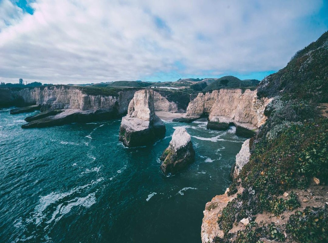 Smarter, Not Harder: Key Multiplayer Strategies and Tactics