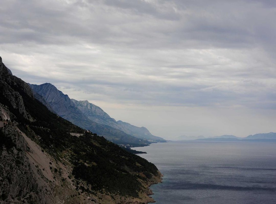 The 'Shadow' Self: How 'Kage' Represents the Anime's Core Themes